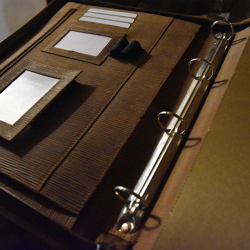 Leder A4 - Schreibmappe / Mappe Bergmann