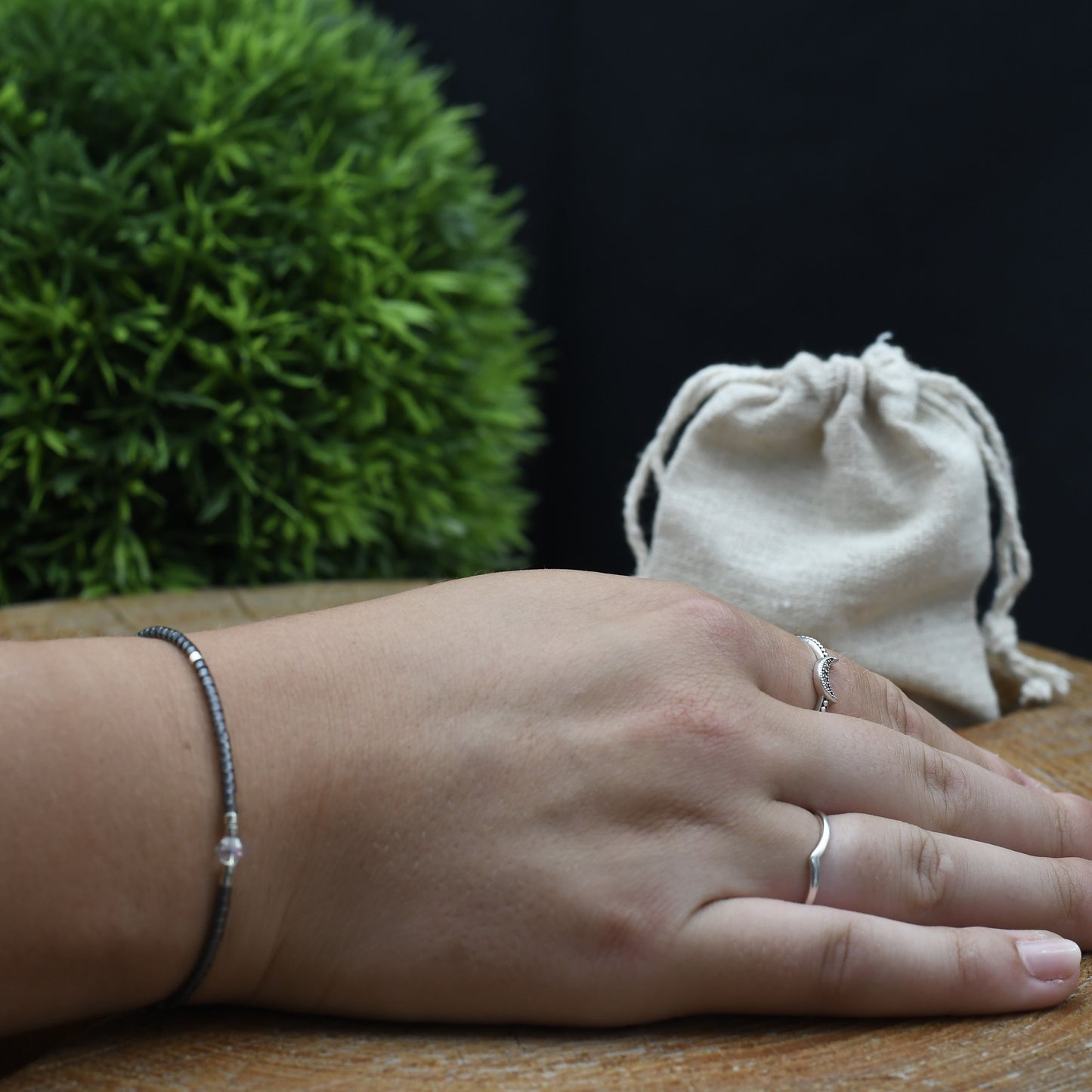 Miyuki ARMBAND Ares - grau